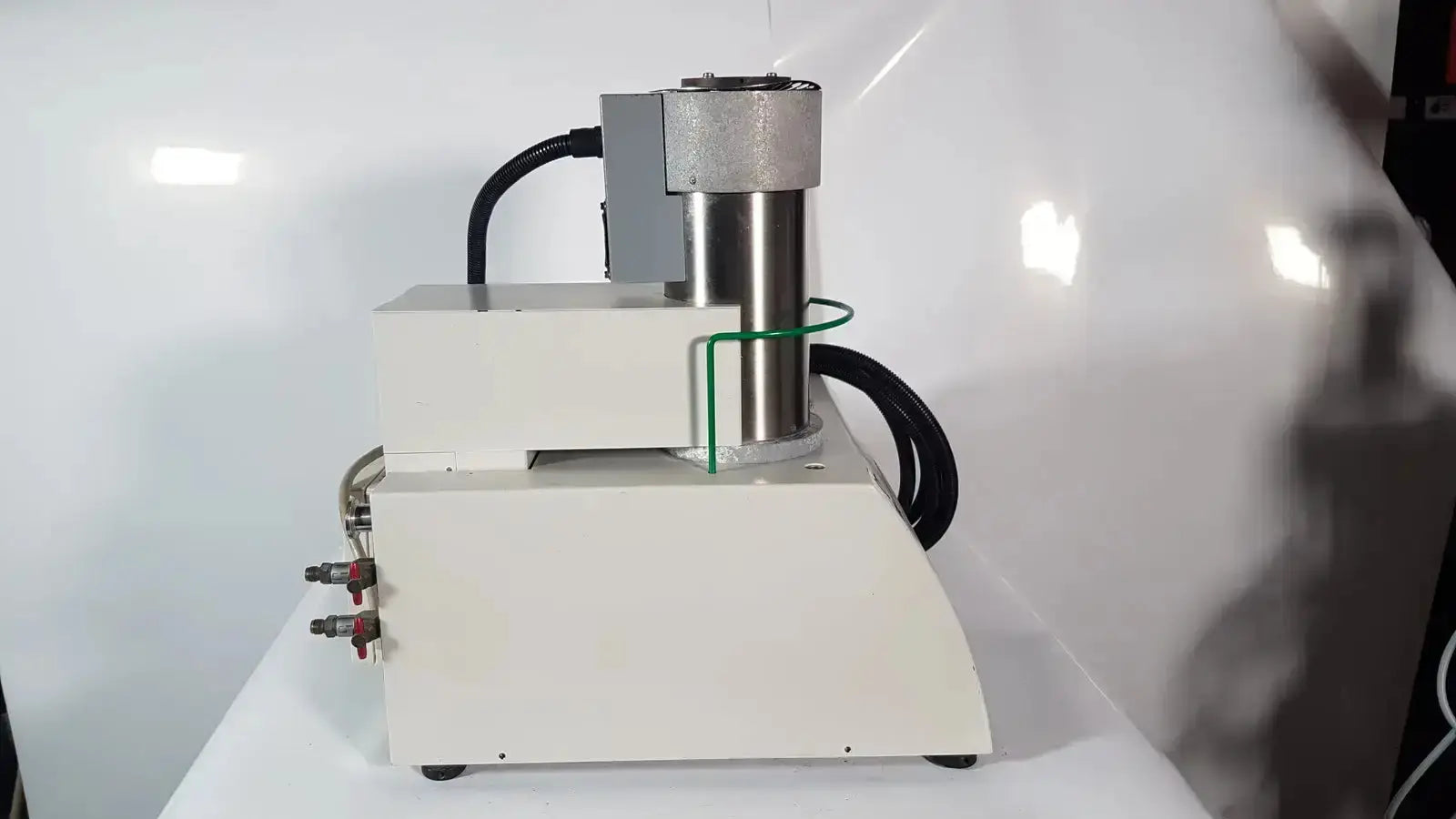 Netzsch GmbH - STA 409 PC Luxx Simultaneous Thermal Analyzer Simultaneous Thermal Analyzer, as-is (for parts) product photo 14