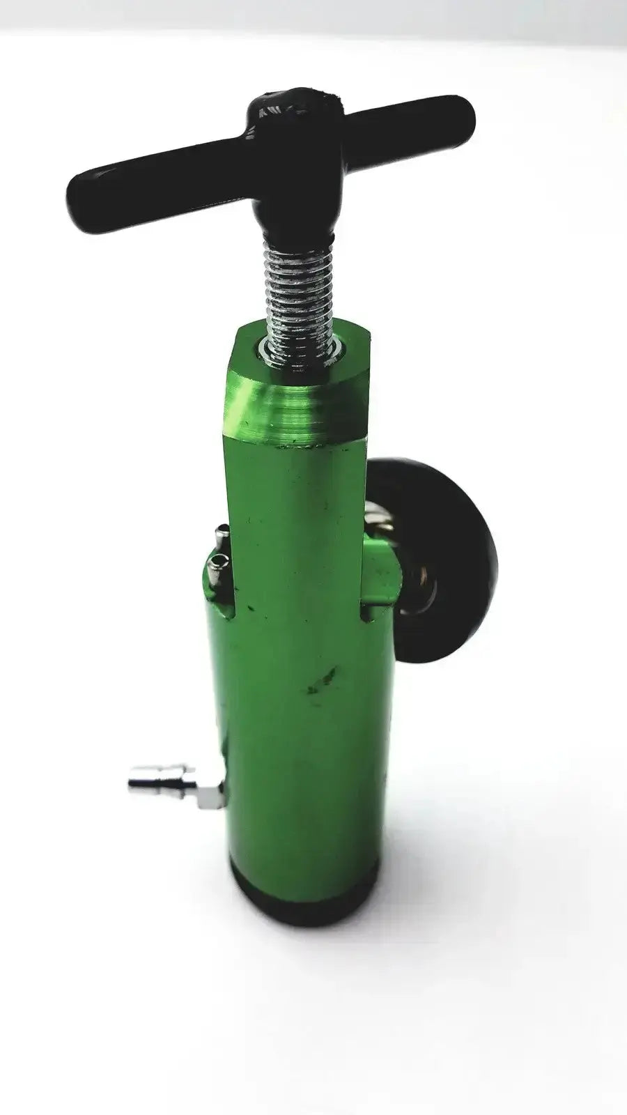 Drive New Drive Medical Mini Oxygen Tank Regulator Model 18302GN Oxygen Tank Regulator, new product photo 4