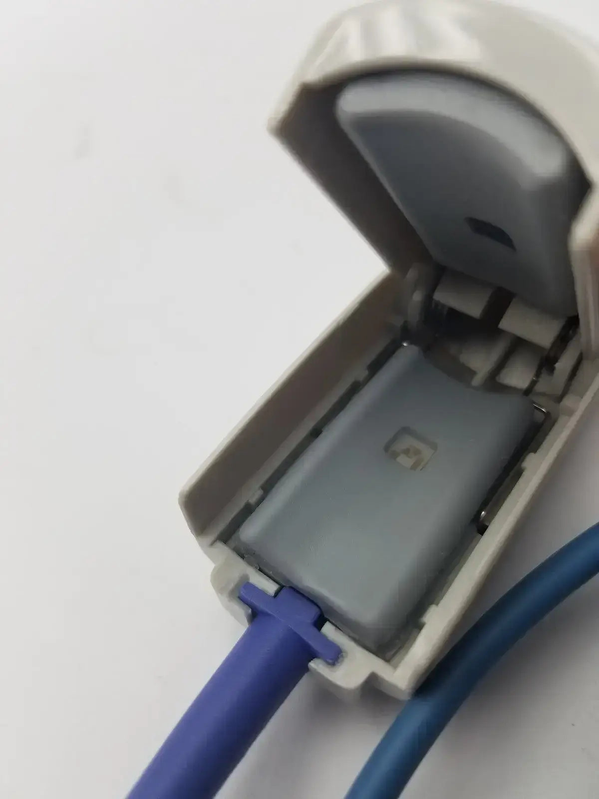 Nexus Adult Finger Probe SpO2 Sensor SpO2 Sensor, second-hand product photo 3