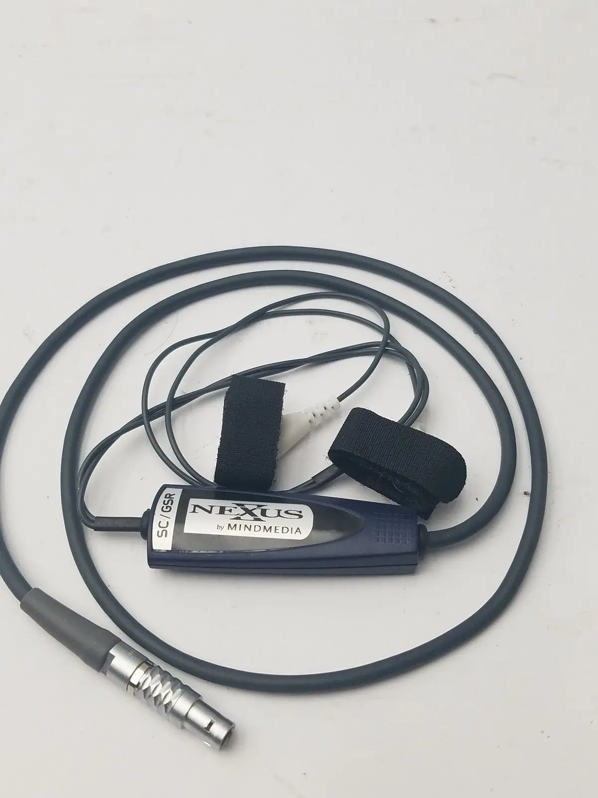 Black nexus skin conductance sensor headset by mindmedia with adjustable straps and silver connector for gsr monitoring
