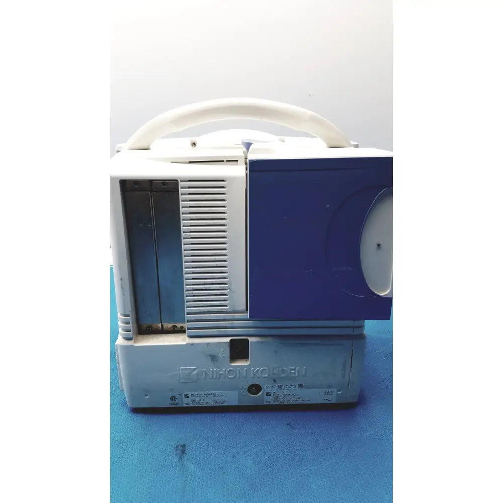 Nihon kohden bsm-6501a life scope bedside patient monitor with nikon koden portable radio white handle blue gray casing
