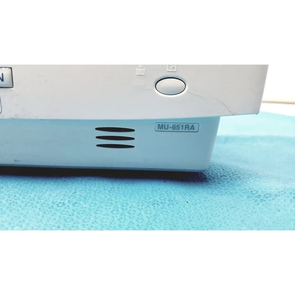 White and light blue plastic nihon kohden mu-651ra life scope bedside patient monitor model bsm-6501a