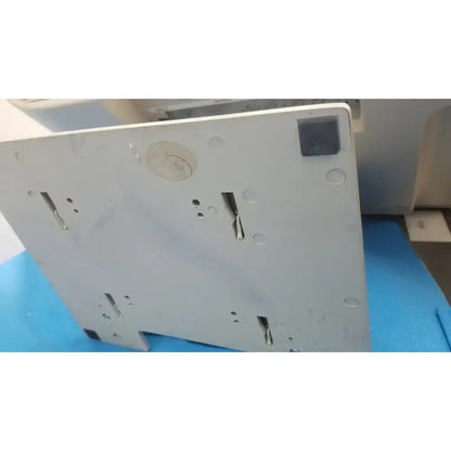 Nihon Kohden Elo Touchsystems ET2400L-8CJM-1-BG-NKD-G Touchscreen Monitor Touchscreen Monitor, as-is (for parts) product photo 9