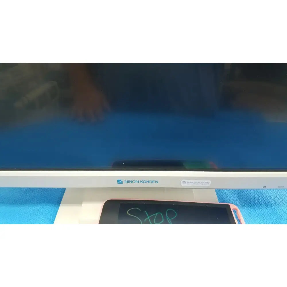 Nihon Kohden Elo Touchsystems ET2400L-8CJM-1-BG-NKD-G Touchscreen Monitor Touchscreen Monitor, as-is (for parts) product photo 6