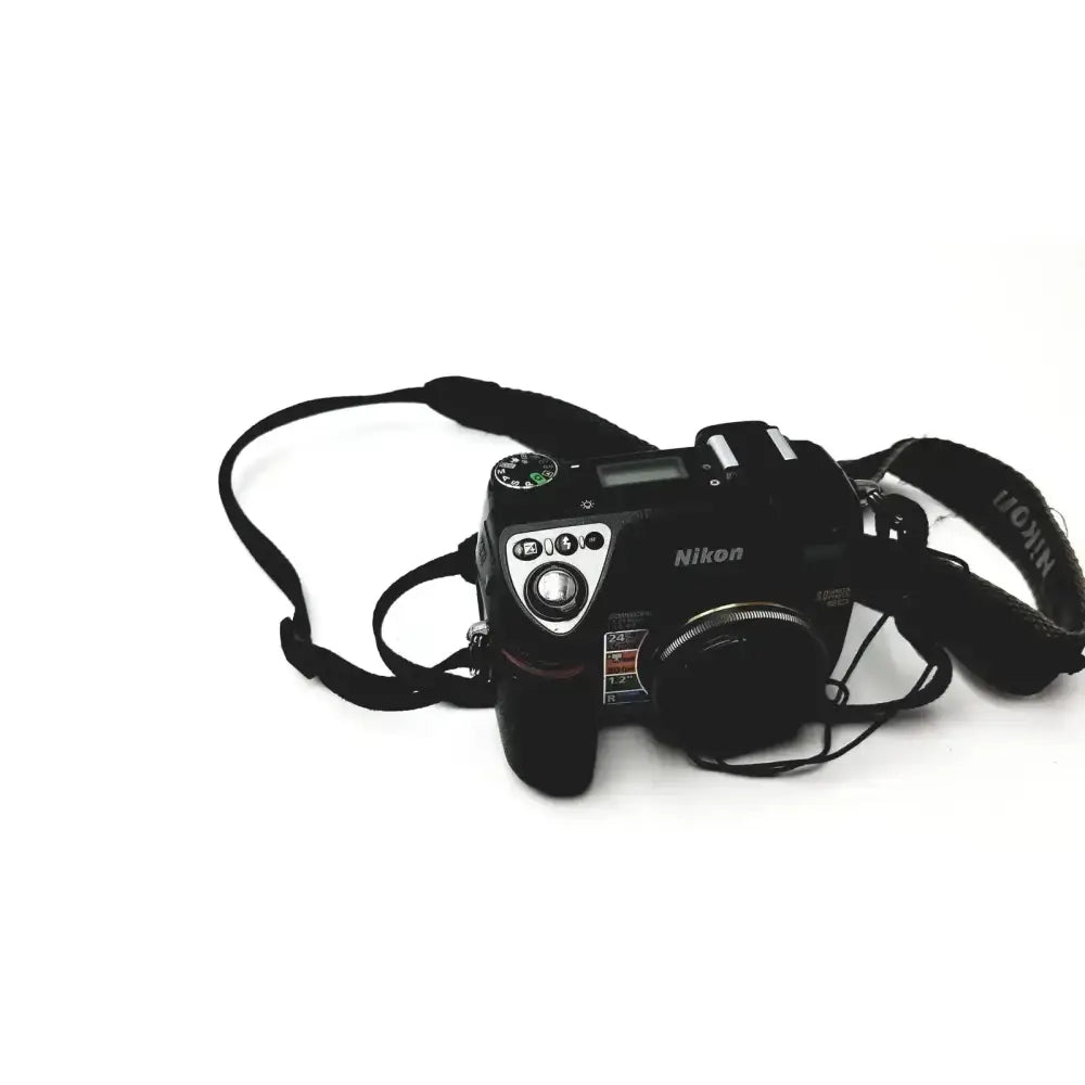 Nikon Coolpix E8400 8.0 Mega Pixels Digital Camera ED - Untested Digital Camera, as-is (for parts) product photo 1