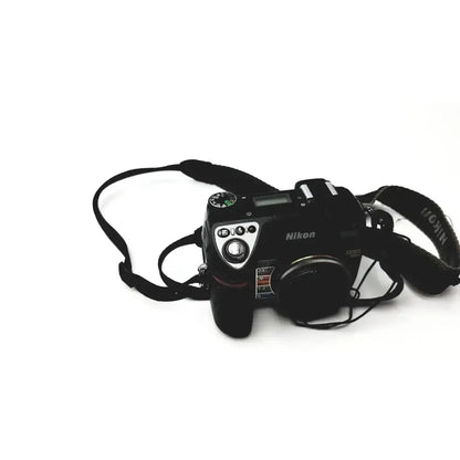 Nikon Coolpix E8400 8.0 Mega Pixels Digital Camera ED - Untested Digital Camera, as-is (for parts) product photo 1