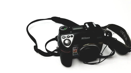 Nikon Coolpix E8400 8.0 Mega Pixels Digital Camera ED - Untested Digital Camera, as-is (for parts) product photo 1