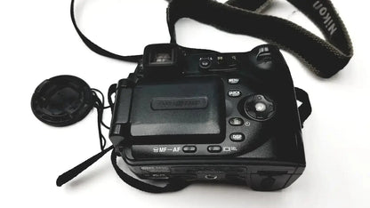 Nikon Coolpix E8400 8.0 Mega Pixels Digital Camera ED - Untested Digital Camera, as-is (for parts) product photo 9