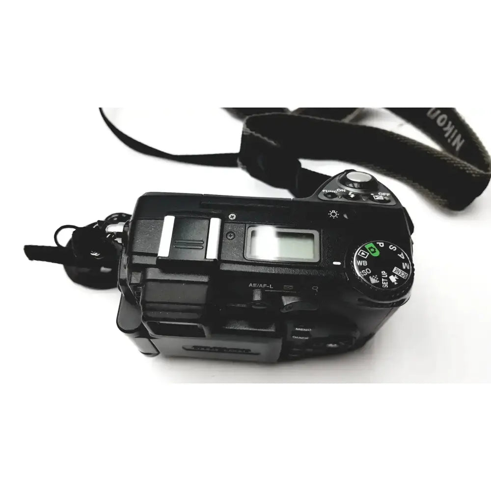 Nikon Coolpix E8400 8.0 Mega Pixels Digital Camera ED - Untested Digital Camera, as-is (for parts) product photo 5
