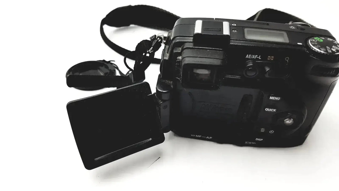 Nikon Coolpix E8400 8.0 Mega Pixels Digital Camera ED - Untested Digital Camera, as-is (for parts) product photo 6