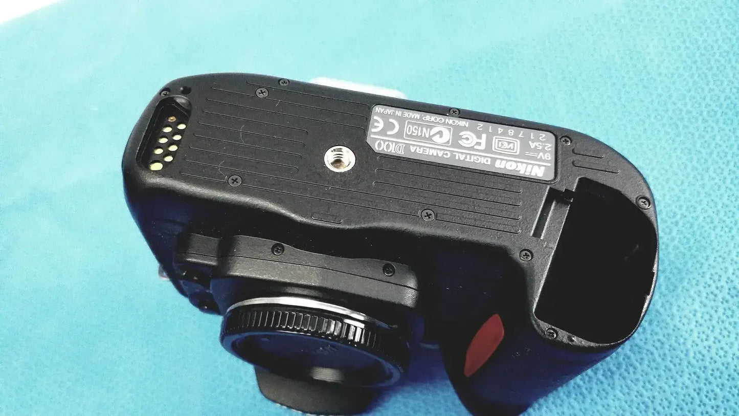 Nikon D100 Digital Camera - Black Digital Camera, as-is (for parts) product photo 15