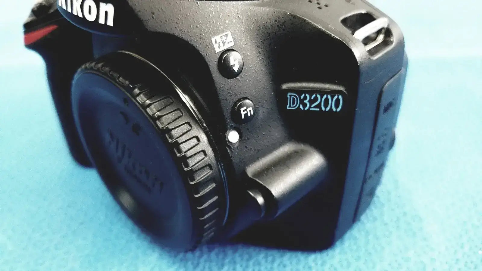 Nikon D3200 Digital SLR Camera - Black Digital SLR Camera, as-is (for parts) product photo 3