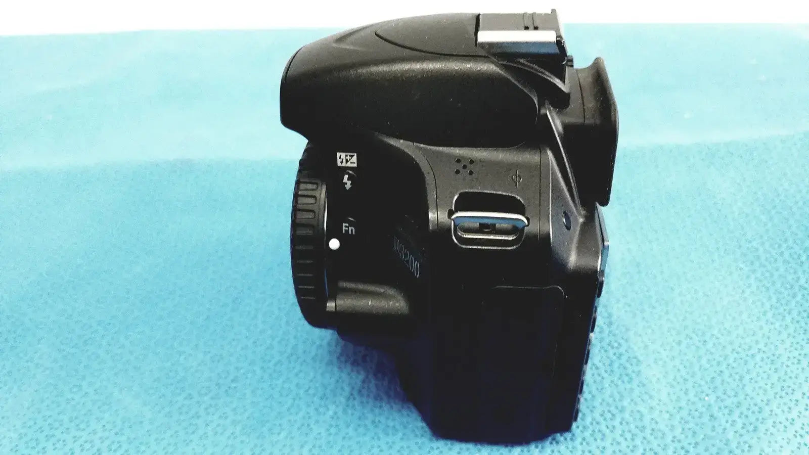 Nikon D3200 Digital SLR Camera - Black Digital SLR Camera, as-is (for parts) product photo 4