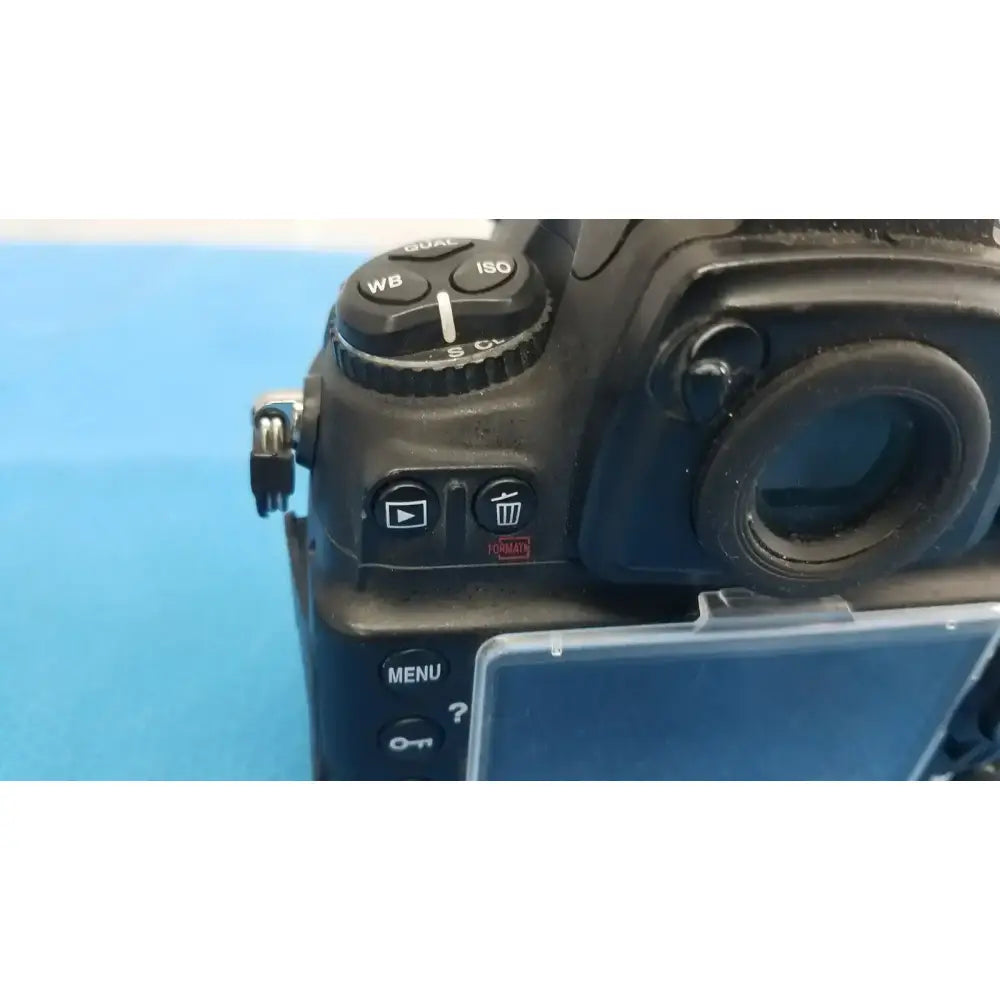 Nikon D700 Digital SLR Camera - Black Digital SLR Camera, as-is (for parts) product photo 8