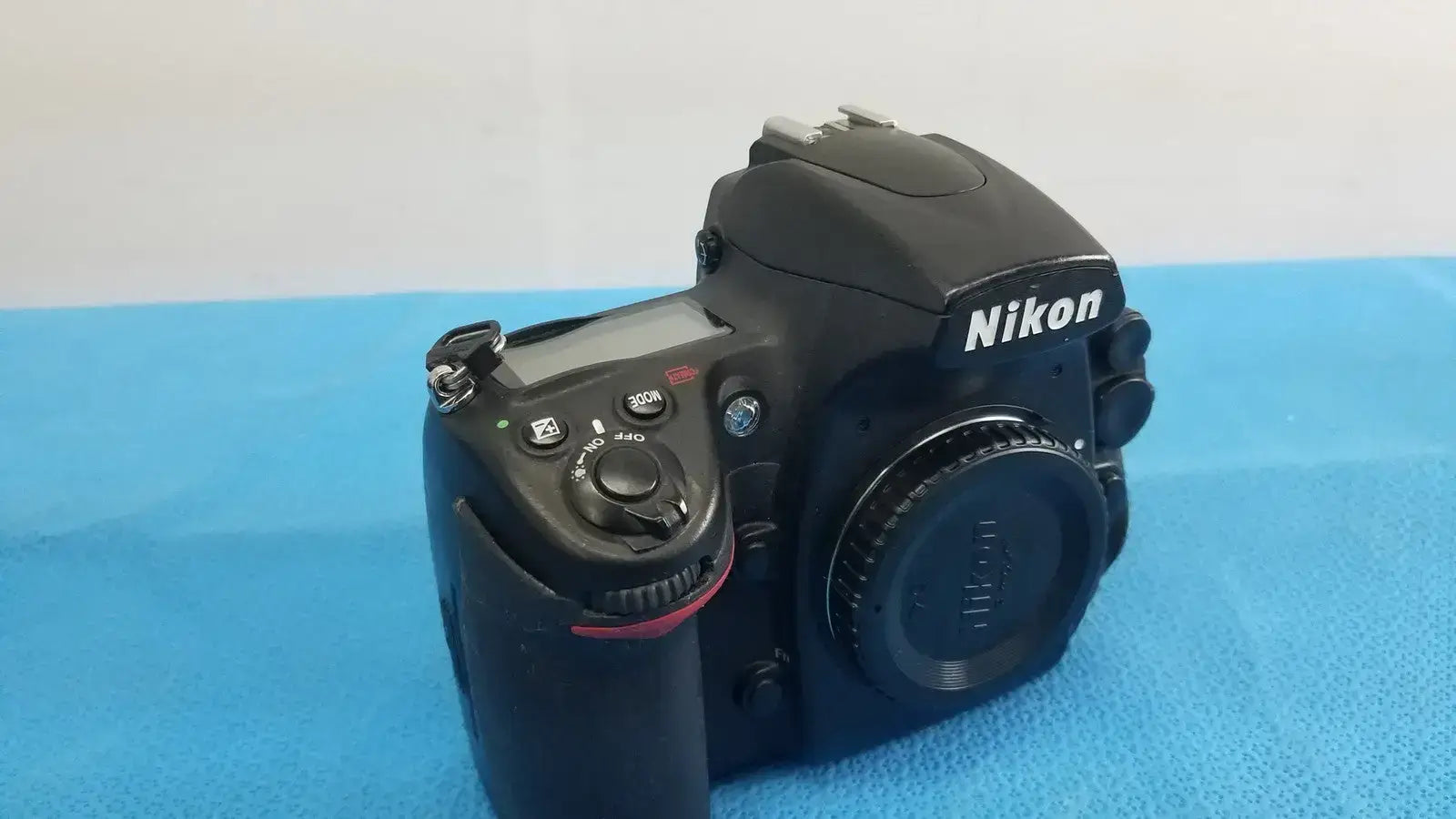 Nikon D700 Digital SLR Camera - Black Digital SLR Camera, as-is (for parts) product photo 1