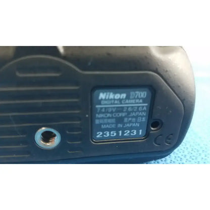 Nikon D700 Digital SLR Camera - Black Digital SLR Camera, as-is (for parts) product photo 3