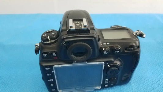 Nikon D700 Digital SLR Camera - Black Digital SLR Camera, as-is (for parts) product photo 2