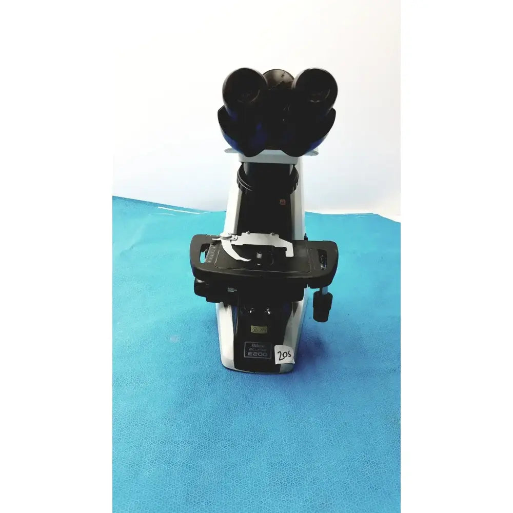 Nikon E200 Microscope with Polarizer Analyzer 4X 10X 40X 100X Objectives Microscope, second-hand product photo 2