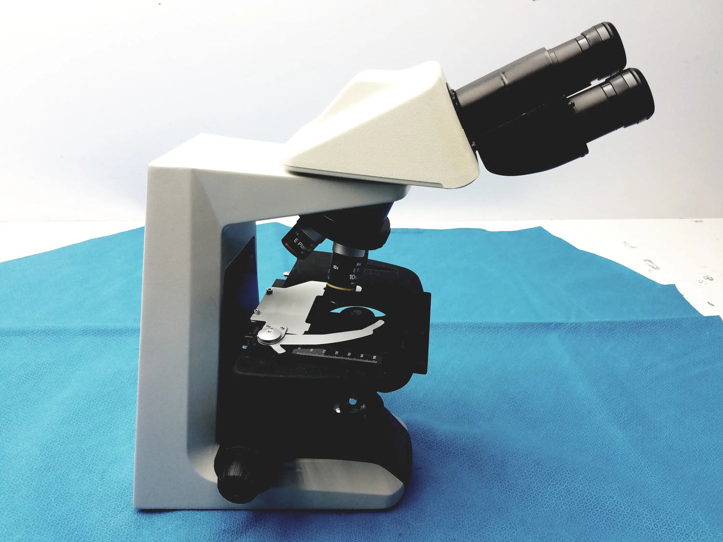 Nikon Eclipse E200 Binocular Microscope Binocular Biological Microscope, second-hand product photo 1