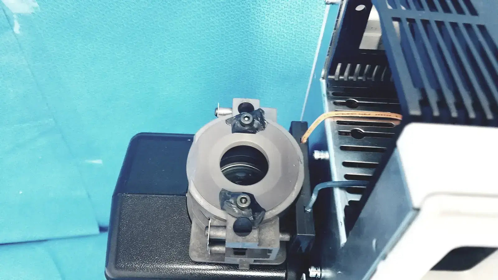 Nikon Eclipse L200 Wafer Inspection Microscope Microscope, as-is (for parts) product photo 15