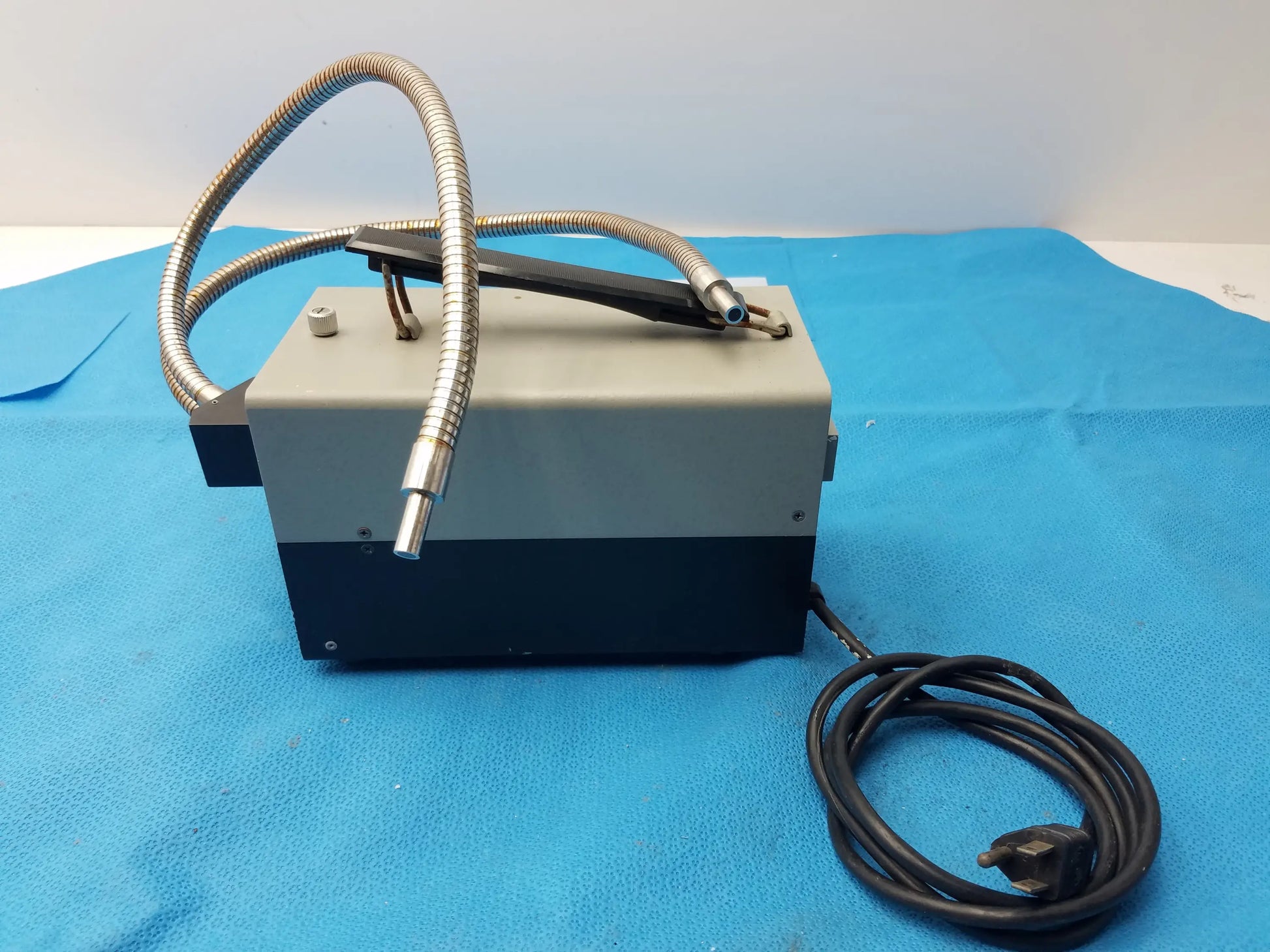 Nikon MK II Fiber Optic Microscope Illumination Light Source Fiber Optic Microscope Illumination Light Source, second-hand product photo 3