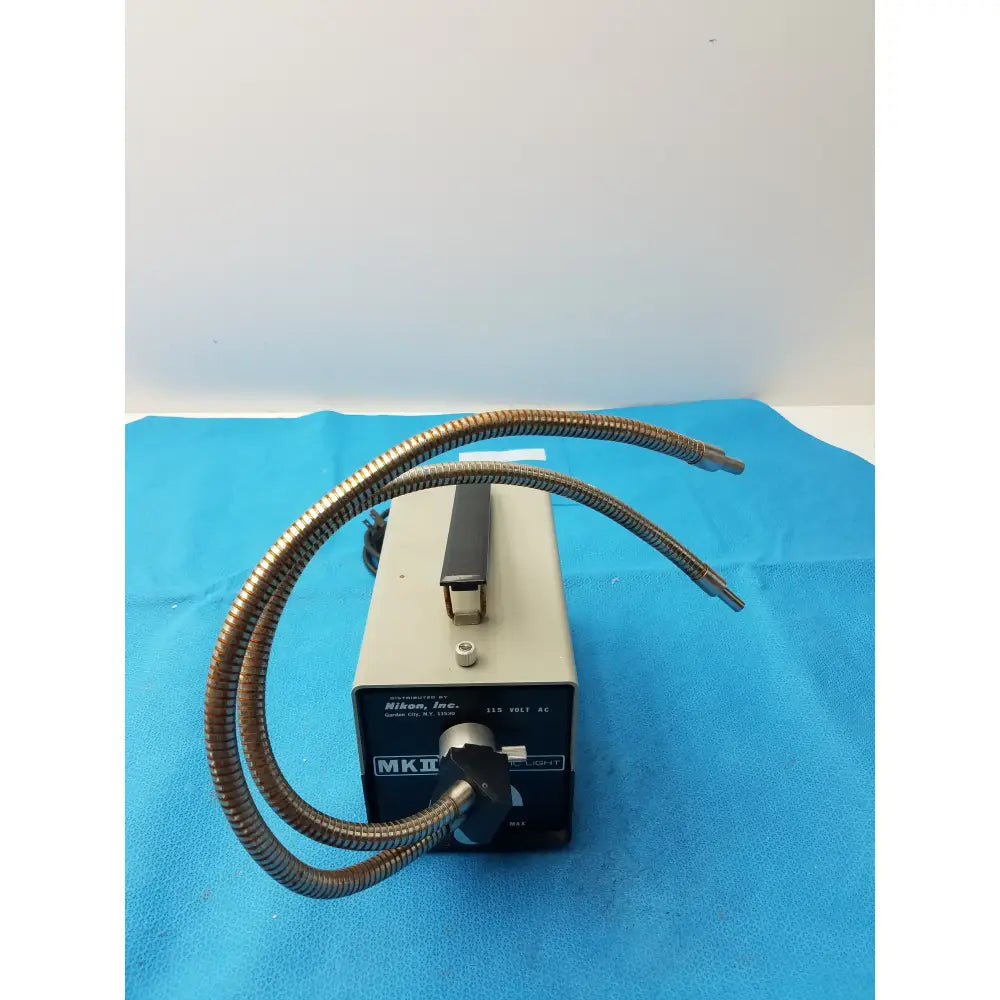 Nikon MK II Fiber Optic Microscope Illumination Light Source Fiber Optic Microscope Illumination Light Source, second-hand product photo 1
