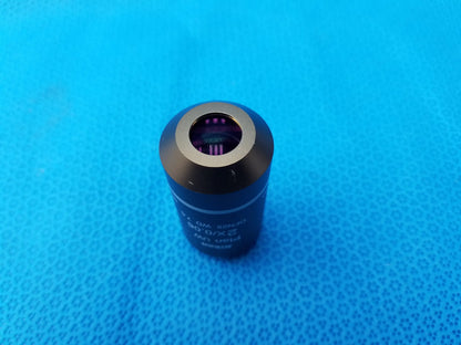 Black cylindrical Nikon Plan UW 2x microscope objective with metallic rim, numerical aperture 0.06 and working distance 7.5 mm
