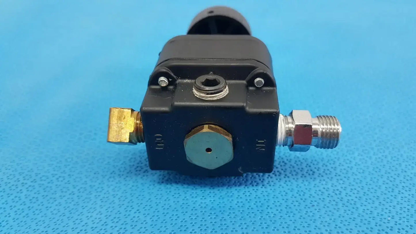 Norgren Precision Pressure Regulating Valve – Model 11-018-178 Pressure Regulating Valve, second-hand product photo 3