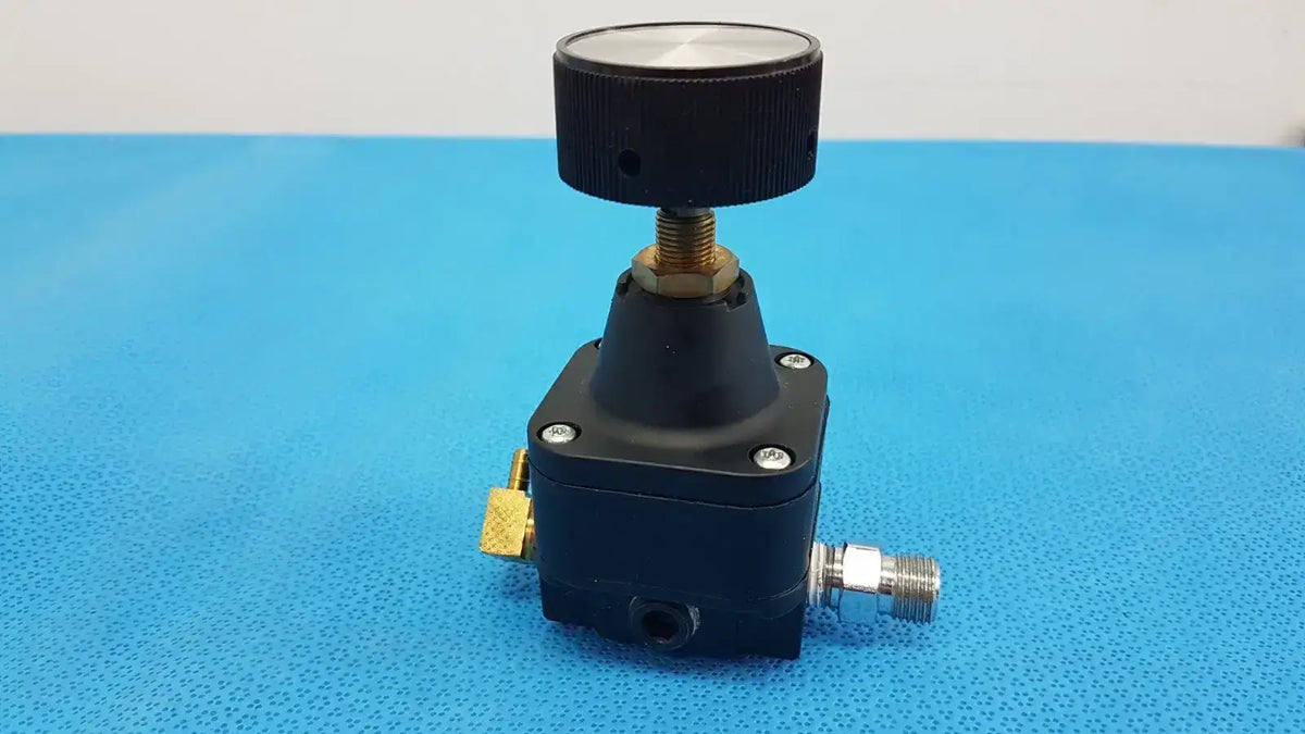 Norgren Precision Pressure Regulating Valve – Model 11-018-178 Pressure Regulating Valve, second-hand product photo 5