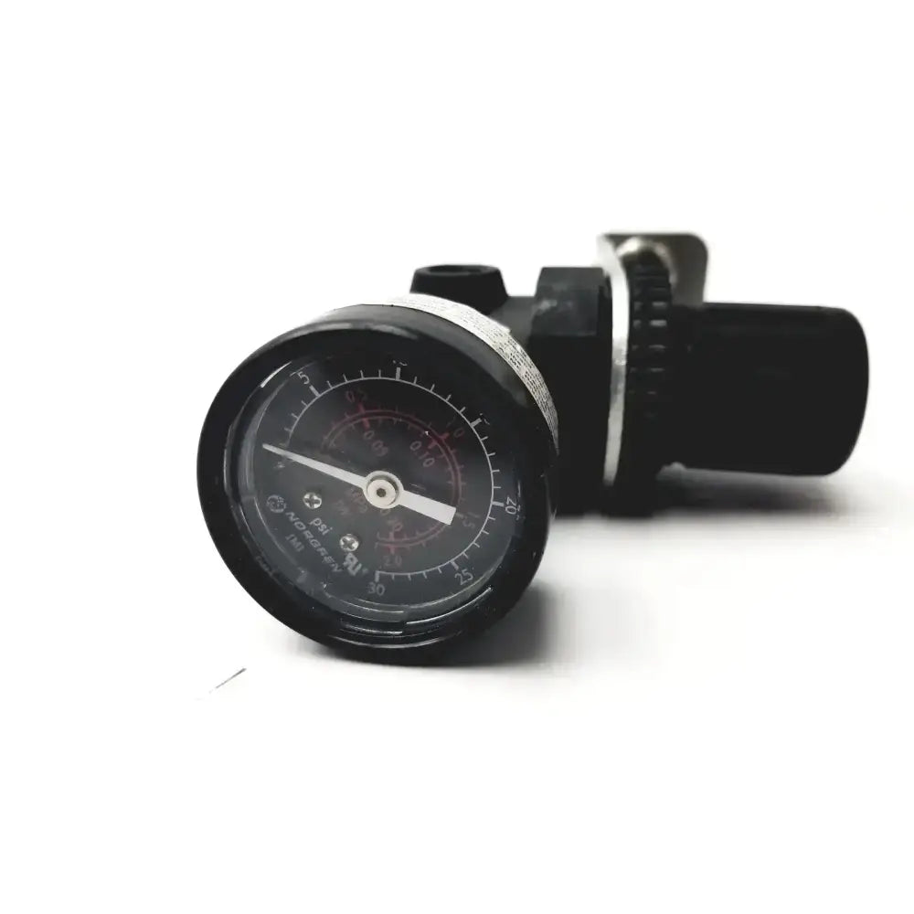 Norgren R07-100-RGKA Mini Pressure Regulator 1/8" Ports with Gauge Pressure Regulator, second-hand product photo 4