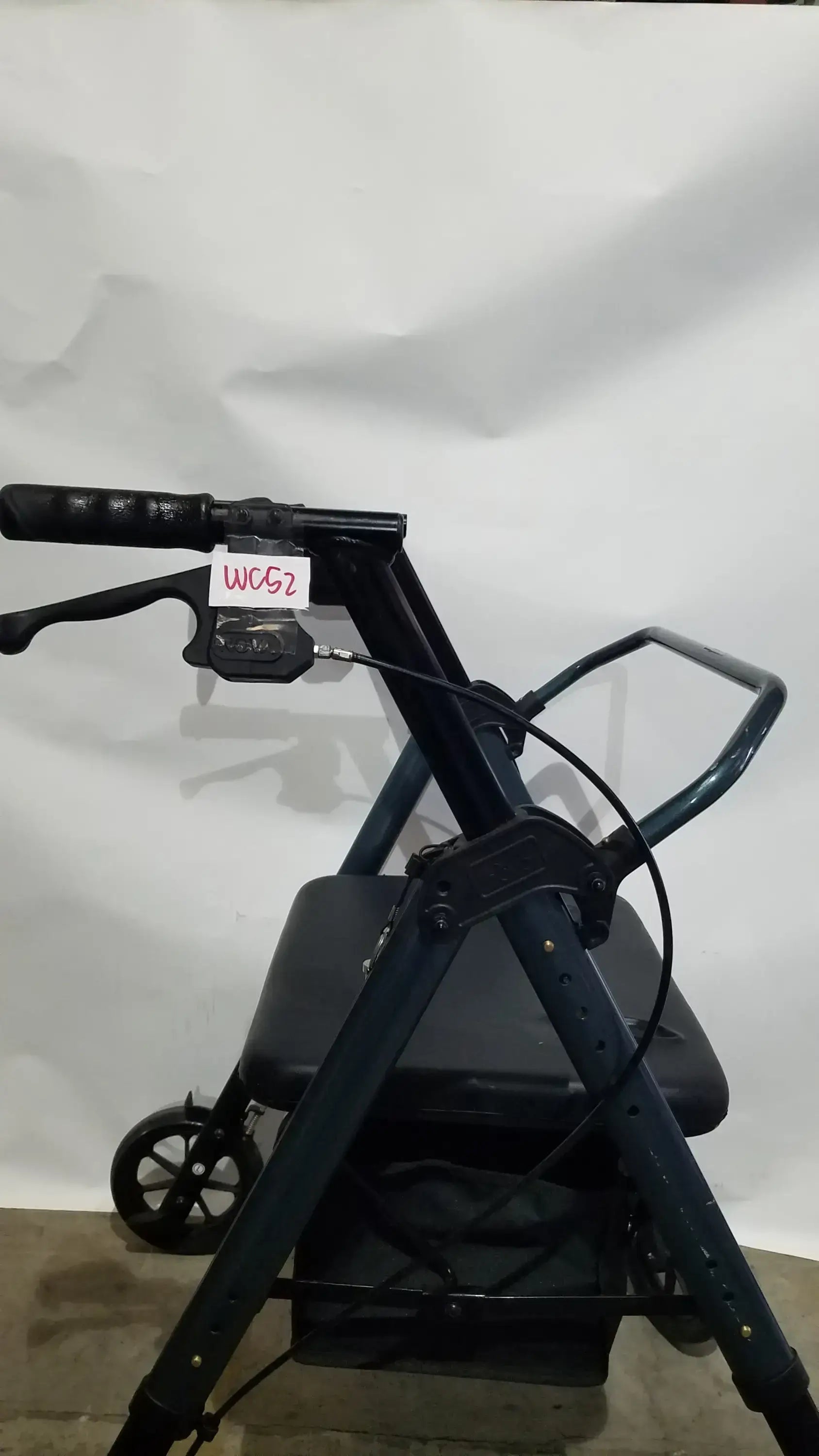 Reuse Medical Equipment Nova Rolling Walker for Seniors, 4-Wheel Rollator with Seat, Black Walkers, second-hand product photo 5