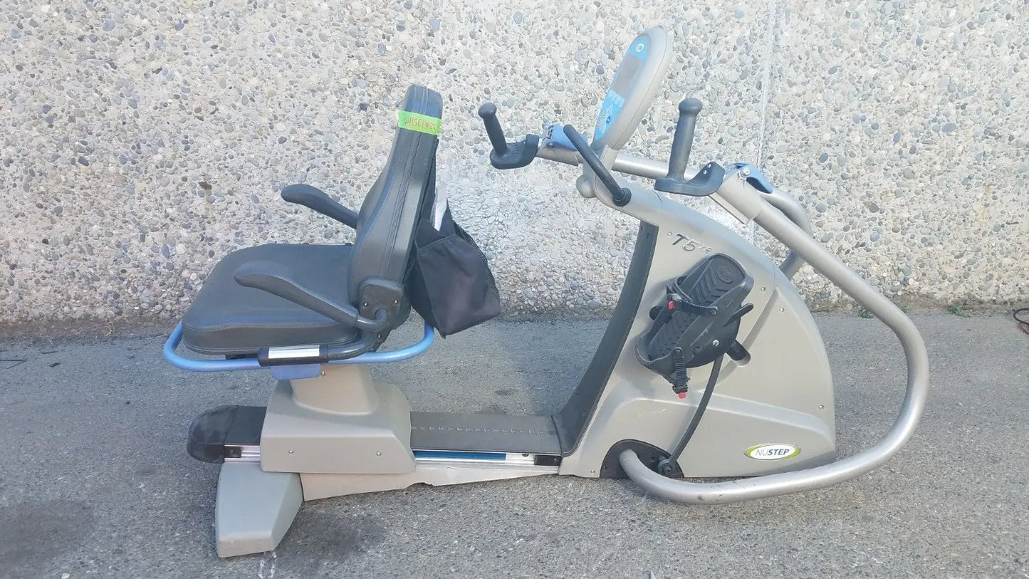 Reuse Medical NuStep Recumbent Cross Trainer – Medical Fitness Rehabilitation Equipment Lab Evaporators, second-hand product photo 1