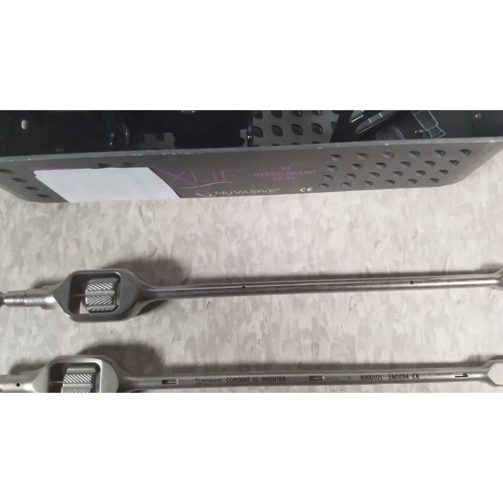 Silver nuvasive xlif xlif x1 instrument with textured grip and engraved markings for instrument tray 6900018 missing piece
