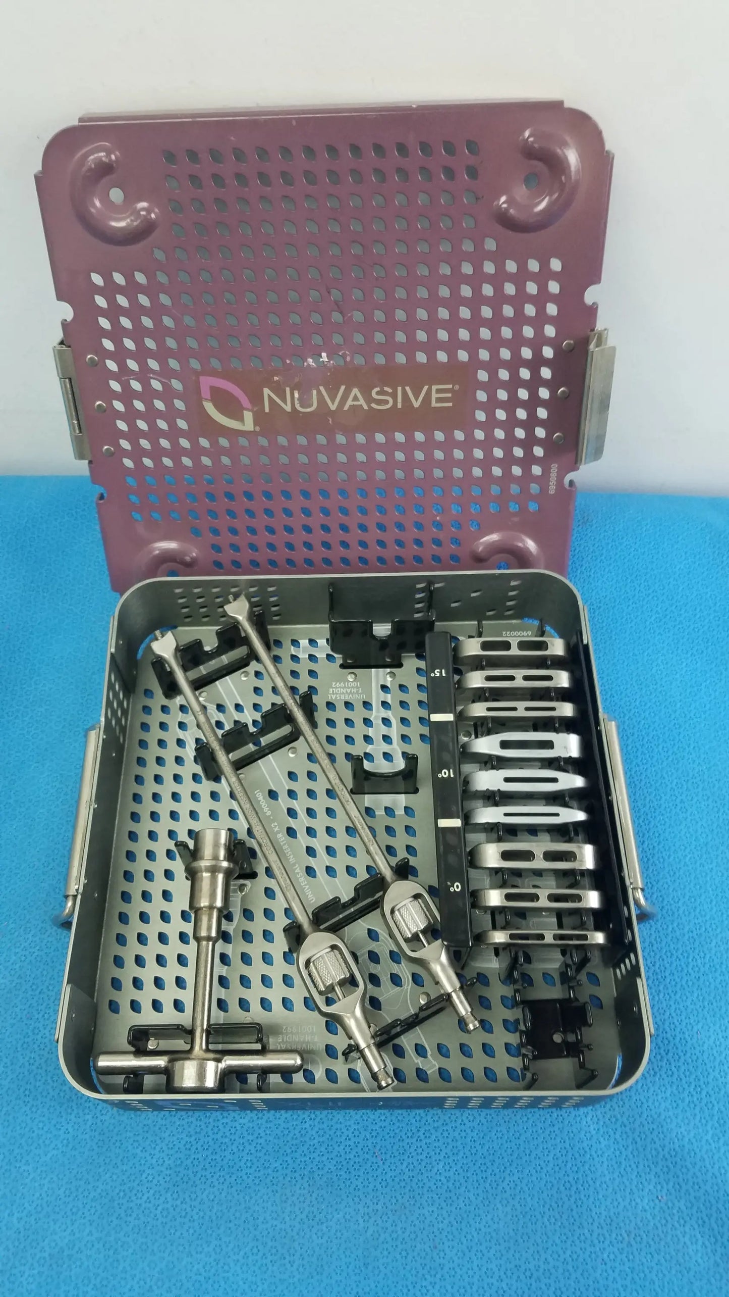 Nuvasive XLW Instrument Tray XLW Instrument Tray, second-hand product photo 1