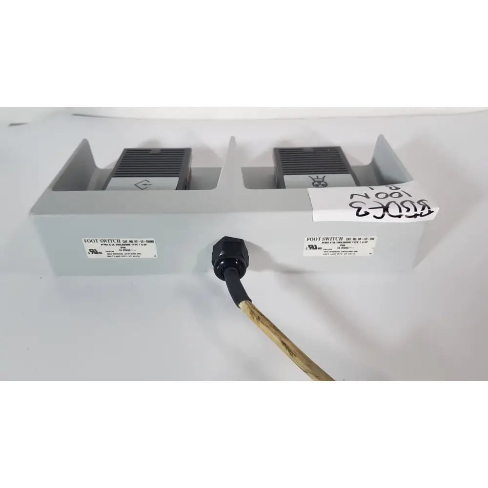 OEC Medical HT-52-SWNO HT-52-SW Foot Switch Foot Switch, as-is (for parts) product photo 4