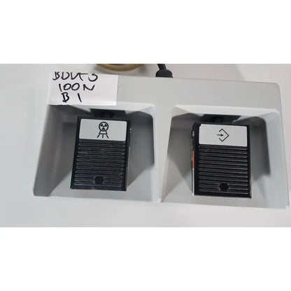 OEC Medical HT-52-SWNO HT-52-SW Foot Switch Foot Switch, as-is (for parts) product photo 1