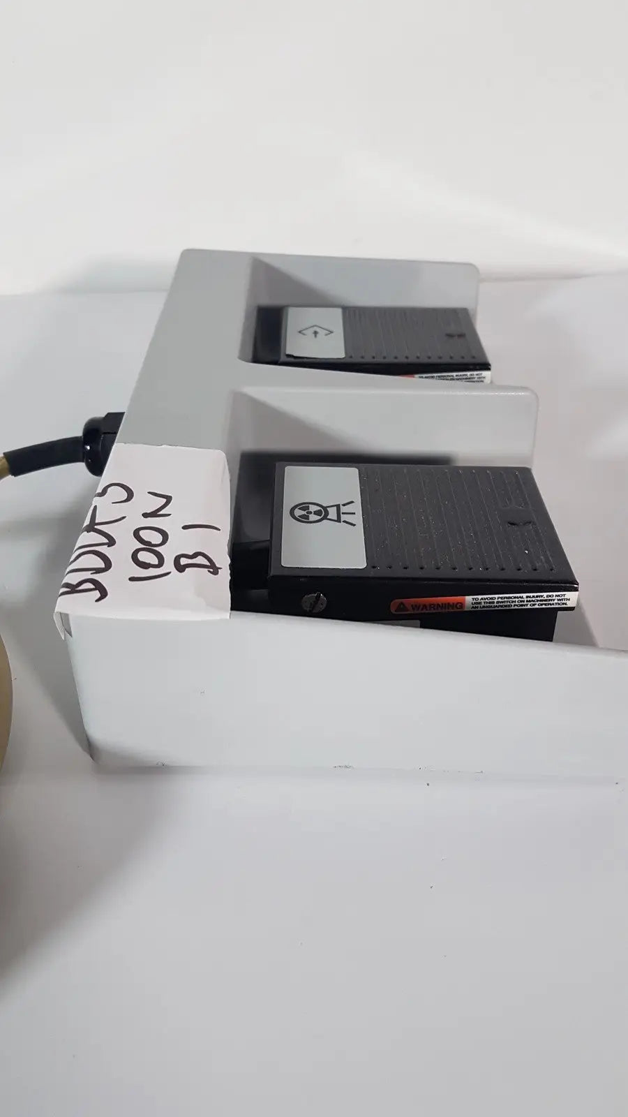 OEC Medical HT-52-SWNO HT-52-SW Foot Switch Foot Switch, as-is (for parts) product photo 8