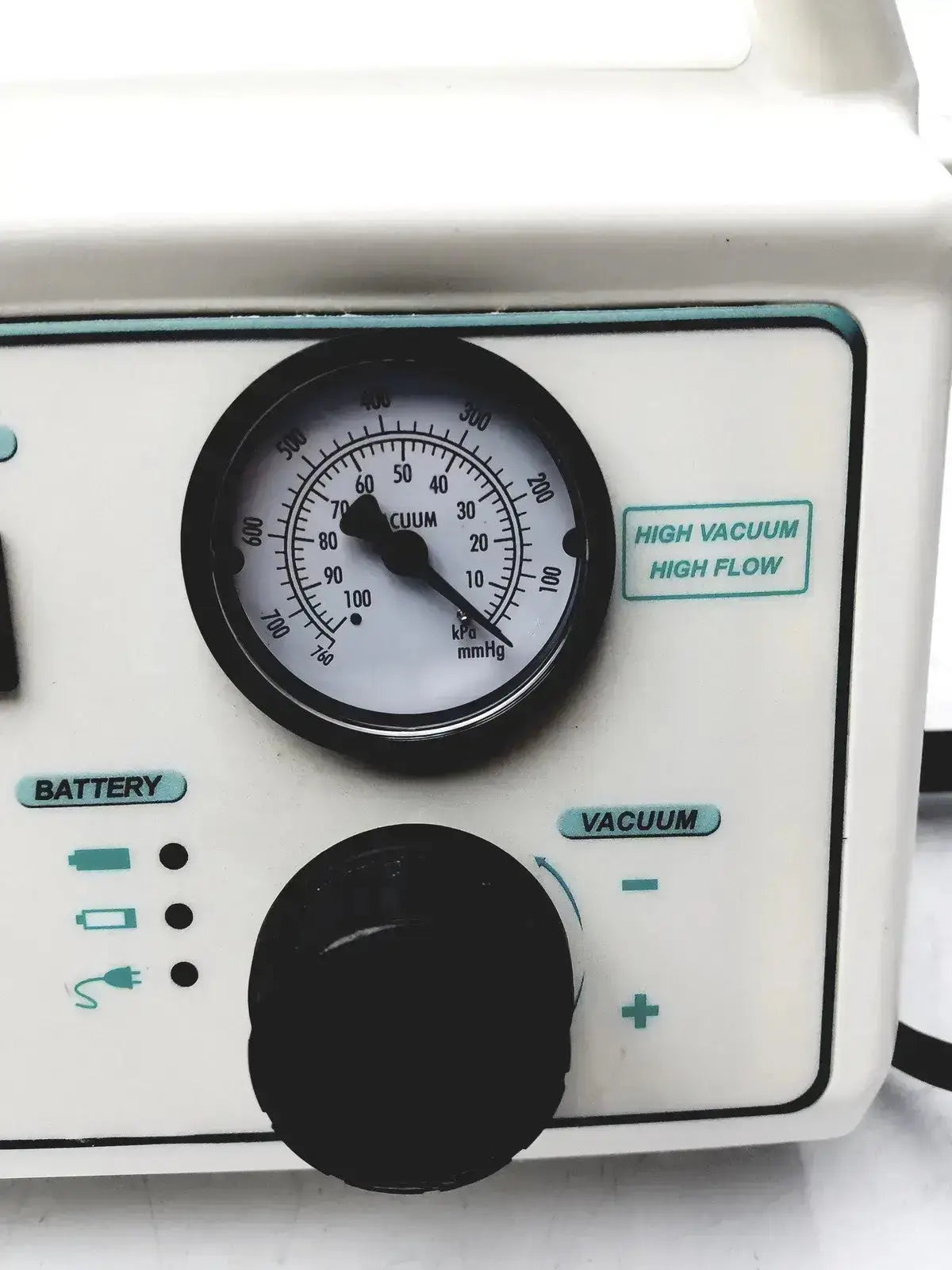Ohio Medical Care-E-Vac 3 Portable Aspirator Suctiion Pump Suction Pump, second-hand product photo 4