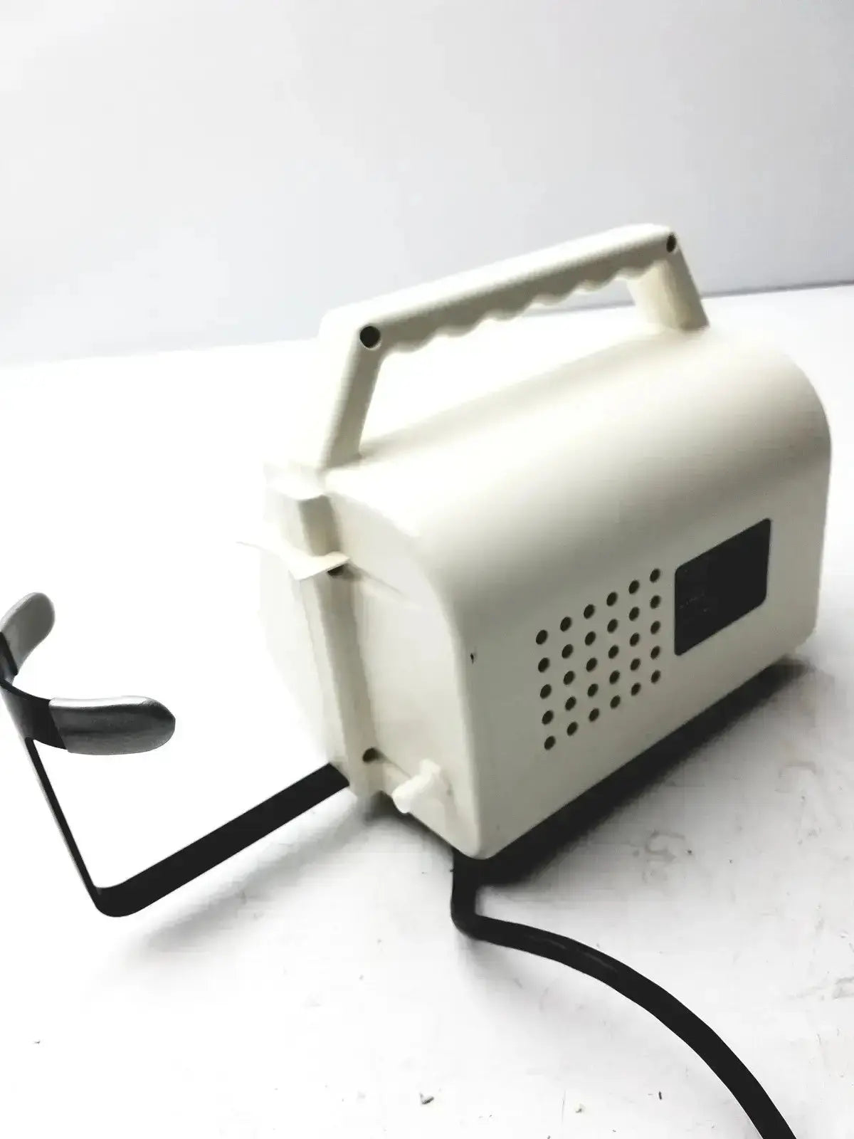 Ohio Medical Care-E-Vac 3 Portable Aspirator Suctiion Pump Suction Pump, second-hand product photo 6