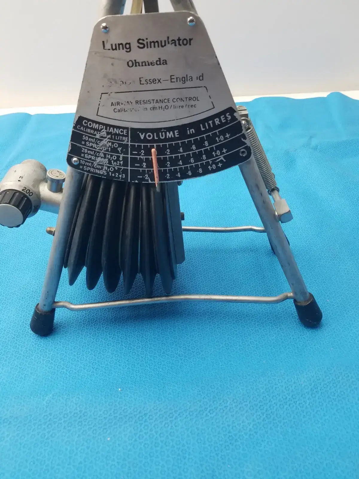 Ohmeda Lung Simulator Airway Resistance Control Lung Simulator, second-hand product photo 6