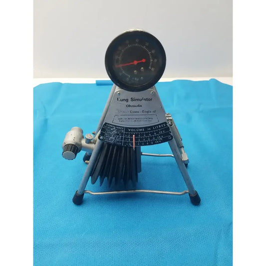 Ohmeda Lung Simulator Airway Resistance Control Lung Simulator, second-hand product photo 1
