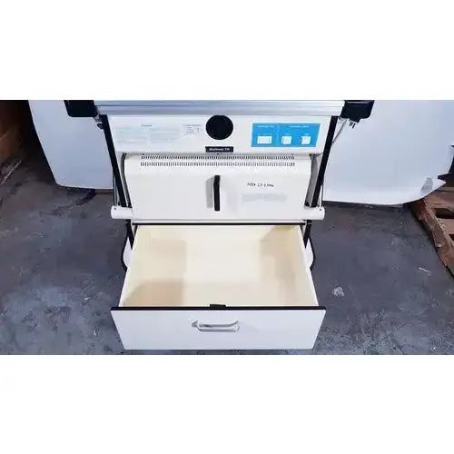 Olympic Medical Corp. Bili-Bassinet Model 10 Neonatal Phototherapy Bassinet, second-hand product photo 12