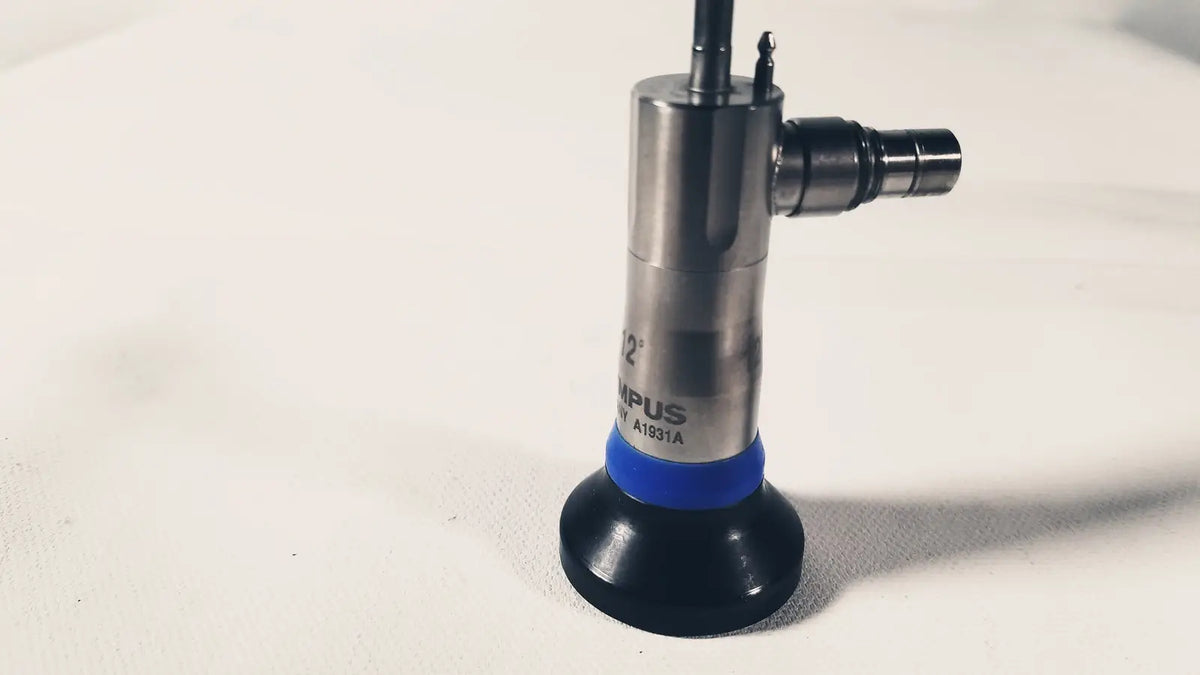 Silver olympus a1931a autoclavable 4mm 12 degree endoscope with black base and blue ring for medical use