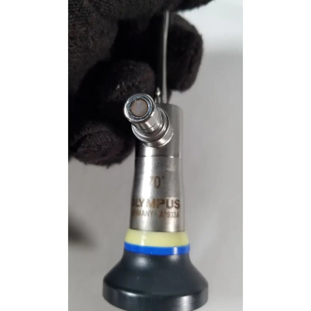 Silver olympus a1933a 4mm endoscope lens with black rubber grip and yellow blue ring model a133a for 70 degree scope