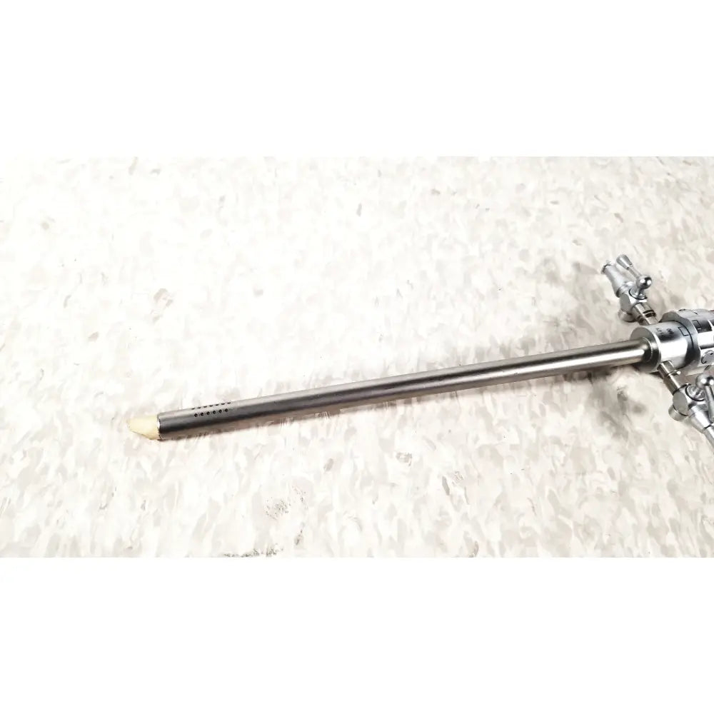 Silver surgical retractor with polished metallic finish and articulated joints for olympus a2181 endoscope sheath 27fr