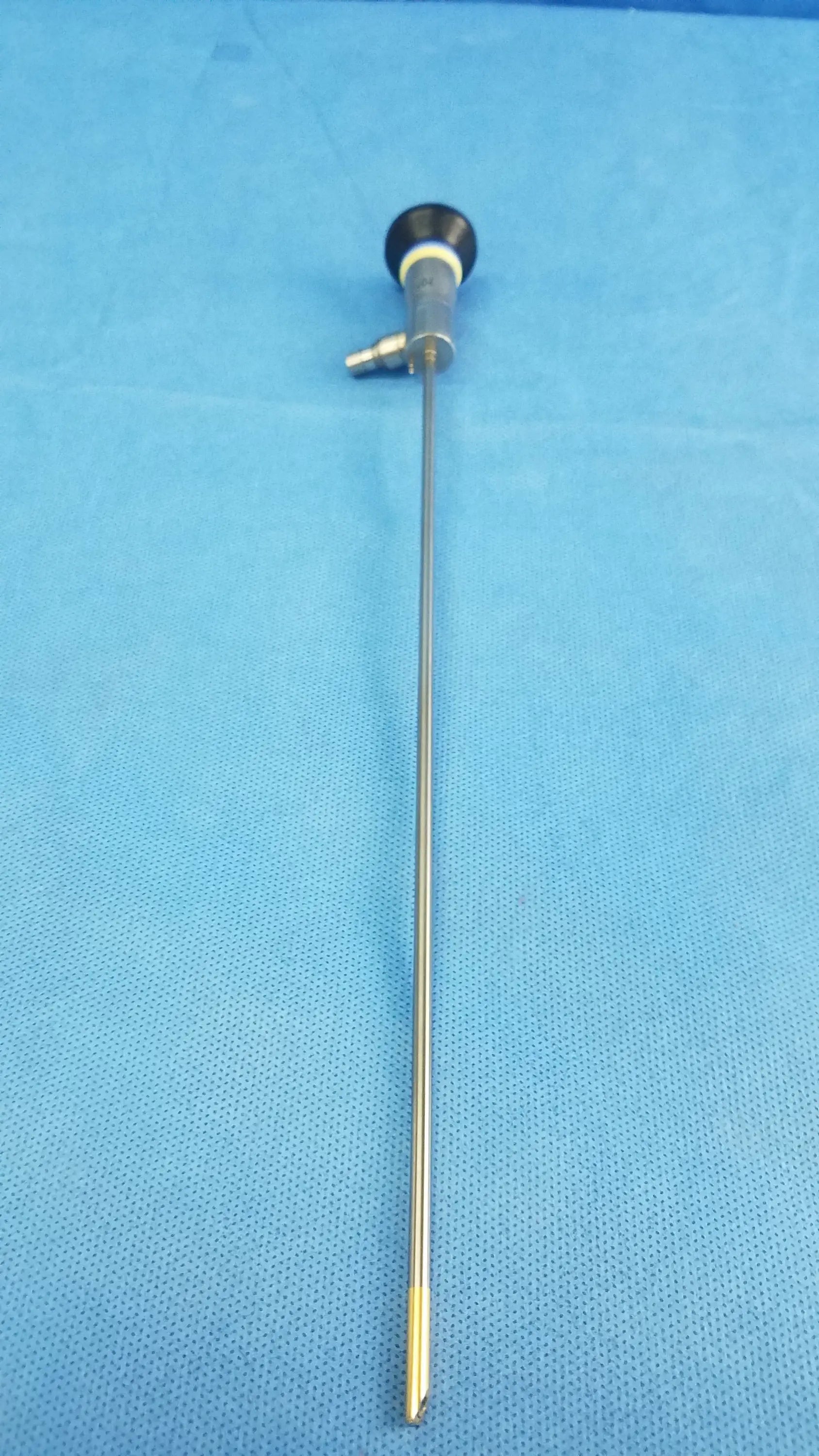 Stainless steel olympus a22003a rigid scope with 70º angle black lens and gold tip for compatible olympus endoscopic systems