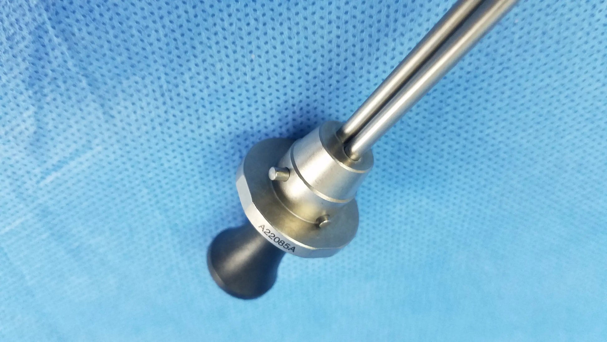 Stainless steel deflecting obturator with black ergonomic handle and dual metallic shafts compatible olympus instrument component