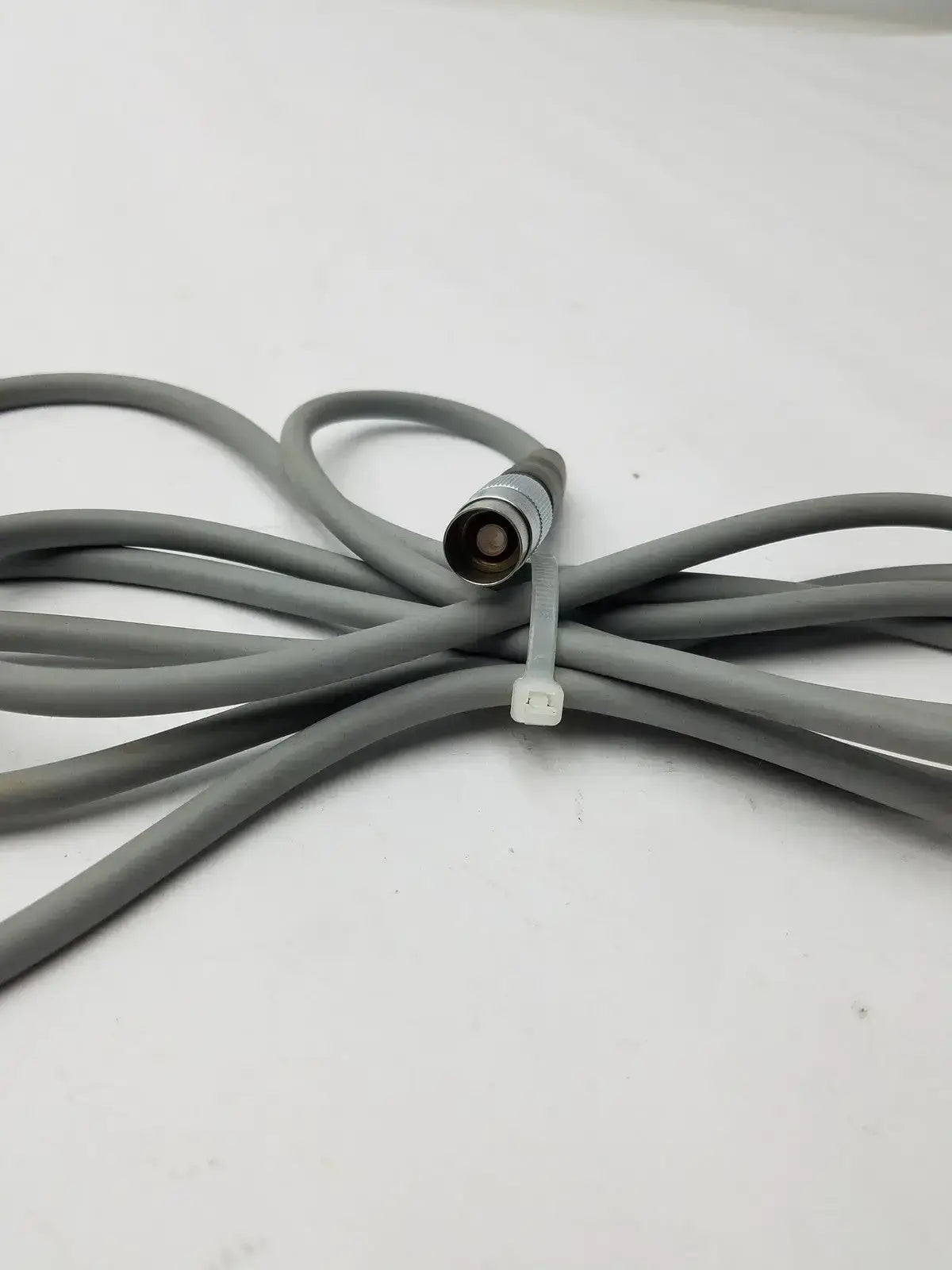 Olympus A3092 Fiber Optic Light Cable Fiber Optic Light Cable, second-hand product photo 2