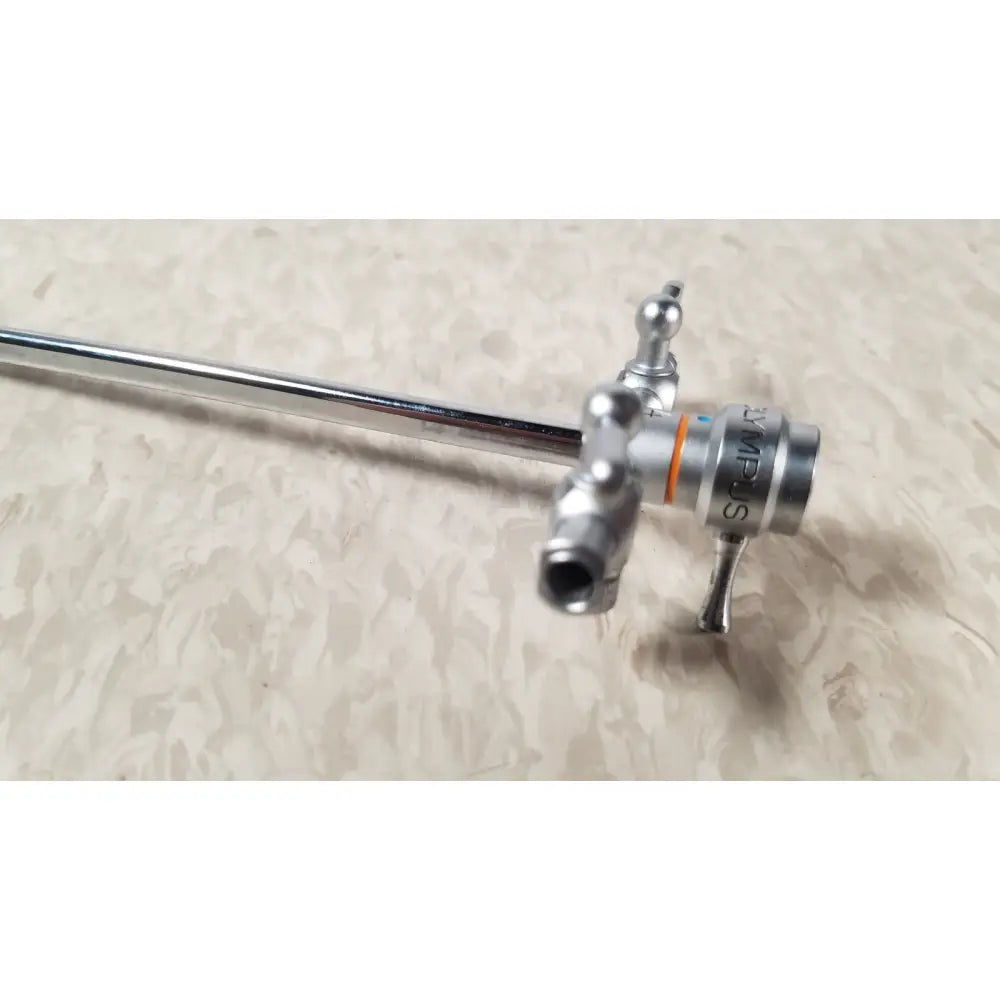 Silver metallic olympus a3723 pediatric sheath 14 fr endoscope with cylindrical shaft and articulated control knobs