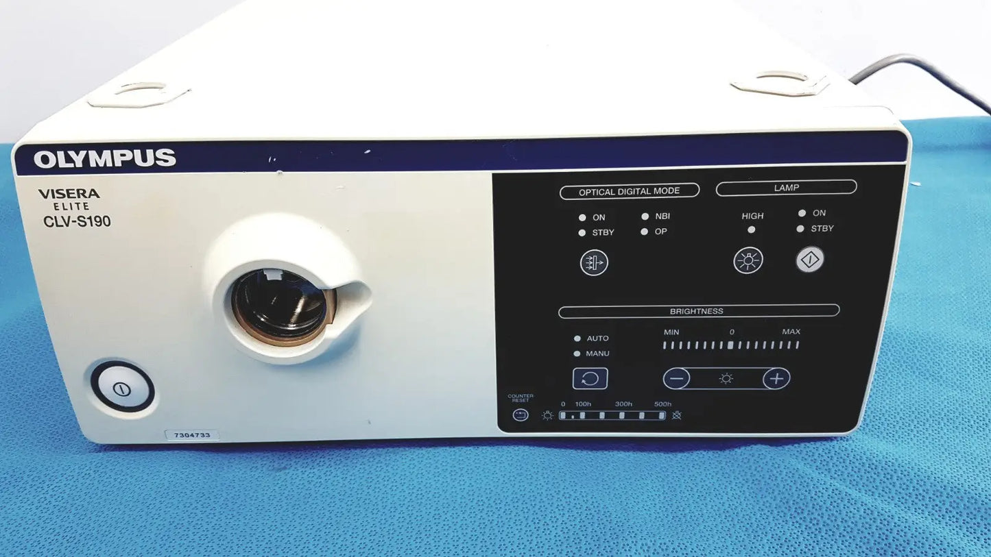Reuse Medical Olympus CLV-S190 Visera Elite 300W Xenon Light Source for Endoscopy Endoscopes, second-hand product photo 1